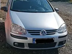 Utilizat 2008 VW Golf V Hatchback | 2.300 EUR (Super Preț)