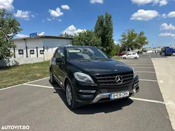Negru Utilizat 2014 Mercedes ML350 SUV | 14.000 EUR