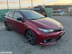 Culoarerosu Utilizat 2017 Toyota Auris Hybrid | 9.200 EUR (Scump)