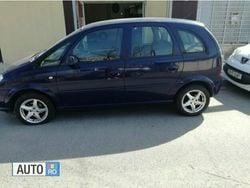 Albastru Utilizat 2010 Opel Meriva Monovolum | 2.500 EUR (Preț bun)