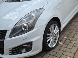 Culoarerosu Utilizat 2012 Suzuki Swift Sport Hatchback | 5.250 EUR