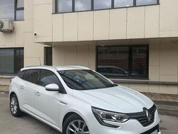 Culoarealb Utilizat 2019 Renault Mégane GrandTour Intens Break | 8.000 EUR (Super Preț)