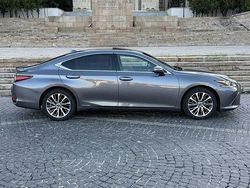 Culoaregri Utilizat 2021 Lexus ES300H Luxury Line Berlinǎ | 30.500 EUR (Preț OK)
