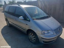 Culoareargint Utilizat 2010 VW Sharan Monovolum | 4.500 EUR
