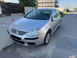 Gri Utilizat 2004 VW Golf V Berlinǎ | 2.950 EUR (Preț OK)