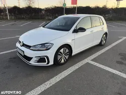 Culoarealb Utilizat 2017 VW Golf VII GTE Hatchback | 13.400 EUR (Preț OK)