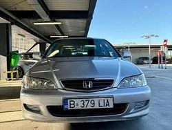 Gri Utilizat 2002 Honda Accord Berlinǎ | 2.500 EUR