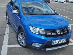 Albastru Utilizat 2020 Dacia Logan Stepway Berlinǎ | 9.400 EUR (Preț bun)