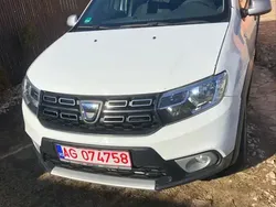 Utilizat 2019 Dacia Sandero Stepway Hatchback | 8.250 EUR
