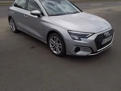 Argint Utilizat 2023 Audi A3 Sportback Advanced Hatchback | 23.500 EUR
