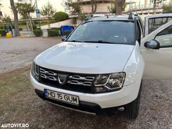Alb Utilizat 2016 Dacia Duster Lauréate SUV | 9.100 EUR (Preț bun)