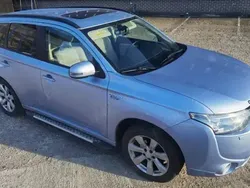 Albastru Utilizat 2013 Mitsubishi Outlander P-HEV Instyle SUV | 9.600 EUR