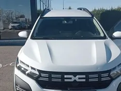 Alb Utilizat 2023 Dacia Jogger Comfort Monovolum | 15.900 EUR (Preț OK)