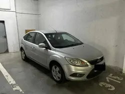 Gri Utilizat 2008 Ford Focus Hatchback | 2.650 EUR (Preț OK)