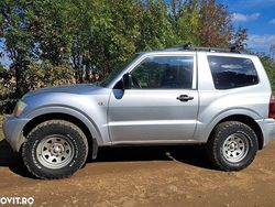 Culoareargint Utilizat 2005 Mitsubishi Montero SUV | 5.750 EUR
