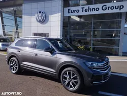 Gri Utilizat 2023 VW Touareg Elegance SUV | 59.900 EUR