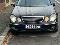 Culoarenegru Utilizat 2004 Mercedes E220 Avantgarde Berlinǎ | 3.300 EUR (Super Preț)