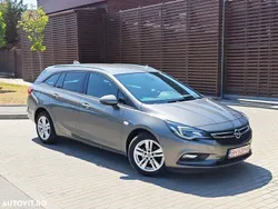 Gri Utilizat 2017 Opel Astra Innovation Break | 6.990 EUR (Preț OK)