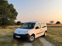 Culoarealb Utilizat 2008 Renault Kangoo Expression Monovolum | 2.500 EUR (Preț OK)