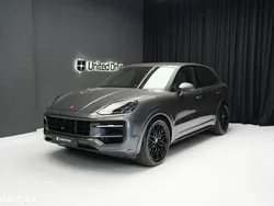 Gri Utilizat 2024 Porsche Cayenne GTS SUV | 143.000 EUR
