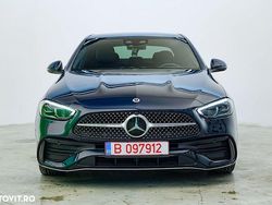 Culoarealbastru Utilizat 2022 Mercedes C200 Berlinǎ | 35.000 EUR (Scump)