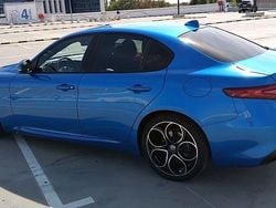 Culoarealbastru Utilizat 2019 Alfa Romeo Giulia Berlinǎ | 18.000 EUR (Preț OK)