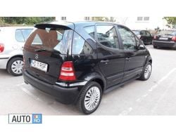 Negru Utilizat 2003 Mercedes A160 Hatchback | 2.249 EUR
