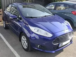 Albastru Utilizat 2015 Ford Fiesta Titanium Hatchback | 4.700 EUR (Preț OK)