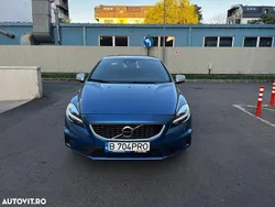 Culoarealbastru Utilizat 2020 Volvo V40 Break | 14.190 EUR (Puțin scump)