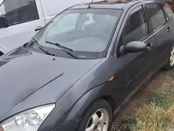 Utilizat 2004 Ford Focus Hatchback | 1.350 EUR (Preț OK)