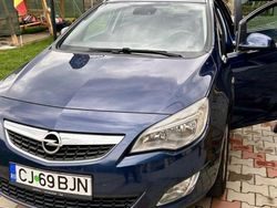 Culoarealbastru Utilizat 2011 Opel Astra Sport Break | 4.300 EUR (Preț OK)