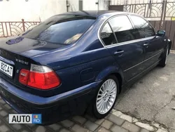 Albastru Utilizat 2004 BMW 330 Berlinǎ | 2.950 EUR