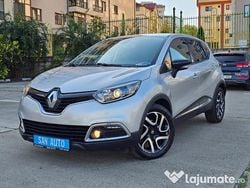 Gri Utilizat 2015 Renault Captur SUV | 7.990 EUR