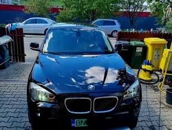 Negru Utilizat 2012 BMW X1 SUV | 6.300 EUR (Super Preț)