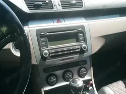 Utilizat 2006 VW Passat Berlinǎ | 4.000 EUR
