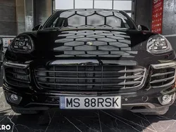 Negru Utilizat 2017 Porsche Cayenne SUV | 26.500 EUR (Super Preț)
