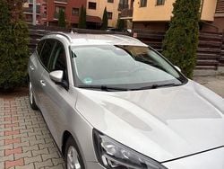 Culoaregri Utilizat 2019 Ford Focus Cool & Connect Break | 10.200 EUR (Preț OK)