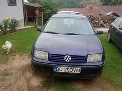 Utilizat 2001 VW Bora Berlinǎ | 1.000 EUR
