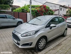 Gri Utilizat 2013 Ford Fiesta Trend Hatchback | 3.900 EUR (Preț bun)