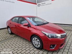 Rosu Utilizat 2014 Toyota Corolla Luna Berlinǎ | 7.900 EUR (Super Preț)