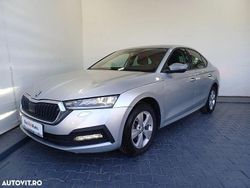 Gri mediu normal Utilizat 2021 Skoda Octavia Ambition Hatchback | 16.700 EUR (Preț OK)