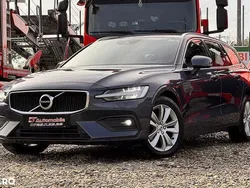 Albastru Utilizat 2021 Volvo V60 Ultimate Break | 16.900 EUR (Super Preț)