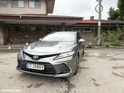 Gri Utilizat 2022 Toyota Camry Berlinǎ | 35.500 EUR (Preț OK)