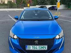 Albastru Utilizat 2020 Peugeot e-208 Allure Hatchback | 12.750 EUR