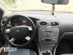 Gri Utilizat 2009 Ford Focus Berlinǎ | 4.200 EUR (Scump)