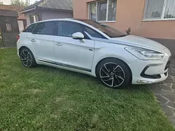 Utilizat 2012 DS Automobiles DS5 Hatchback | 7.650 EUR
