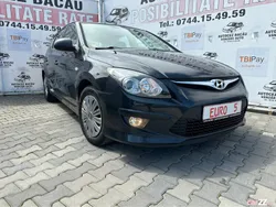 Negru Utilizat 2011 Hyundai i30 Hatchback | 5.990 EUR