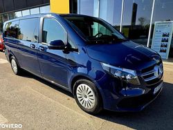 Albastru Utilizat 2022 Mercedes V250 Avantgarde Monovolum | 44.980 EUR (Super Preț)