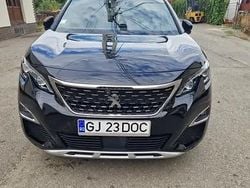Negru Utilizat 2019 Peugeot 5008 GT-line Monovolum | 15.500 EUR (Preț bun)