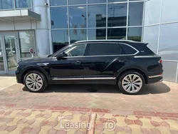 Negru Utilizat 2023 Bentley Bentayga SUV | 315.000 EUR